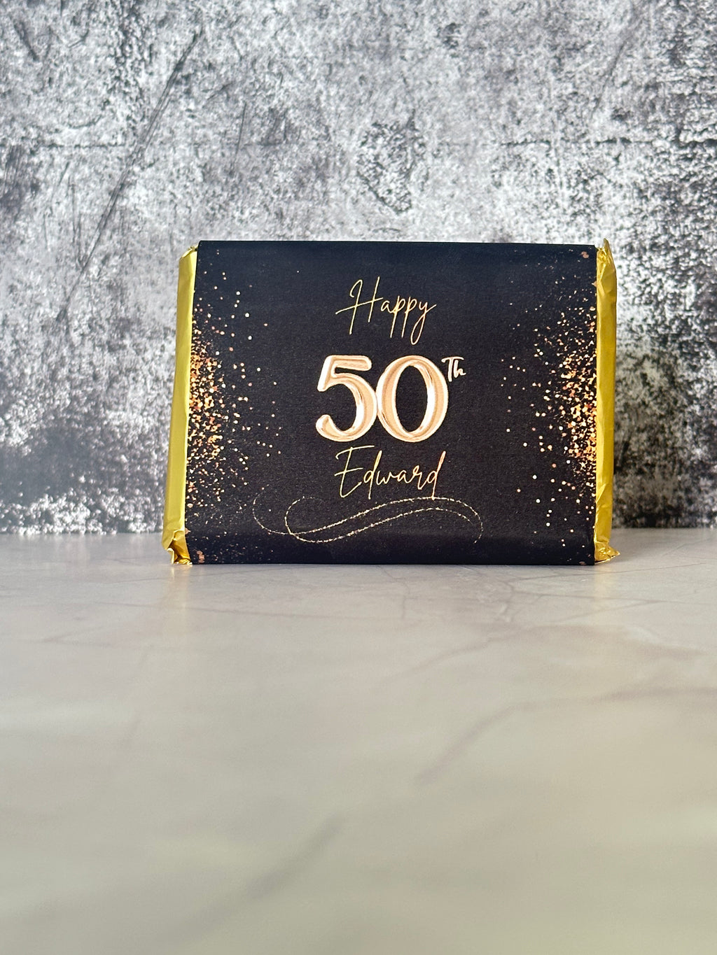 Customised Personalised KitKat Chocolate Bars [4 Finger 41.5g] – Custom Wrapped Wedding and Party Favours, Birthday & Corporate Gifts